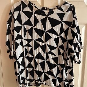 Short sleeve blouse